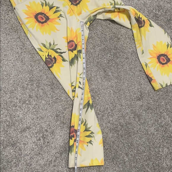 Vintage Lorraine Wardy Sunflower Print High Rise Jeans - Picture 6 of 9